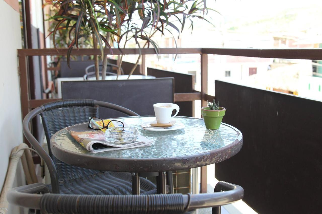 Hotel-Restaurante Ancora Puerto Lopez Bagian luar foto