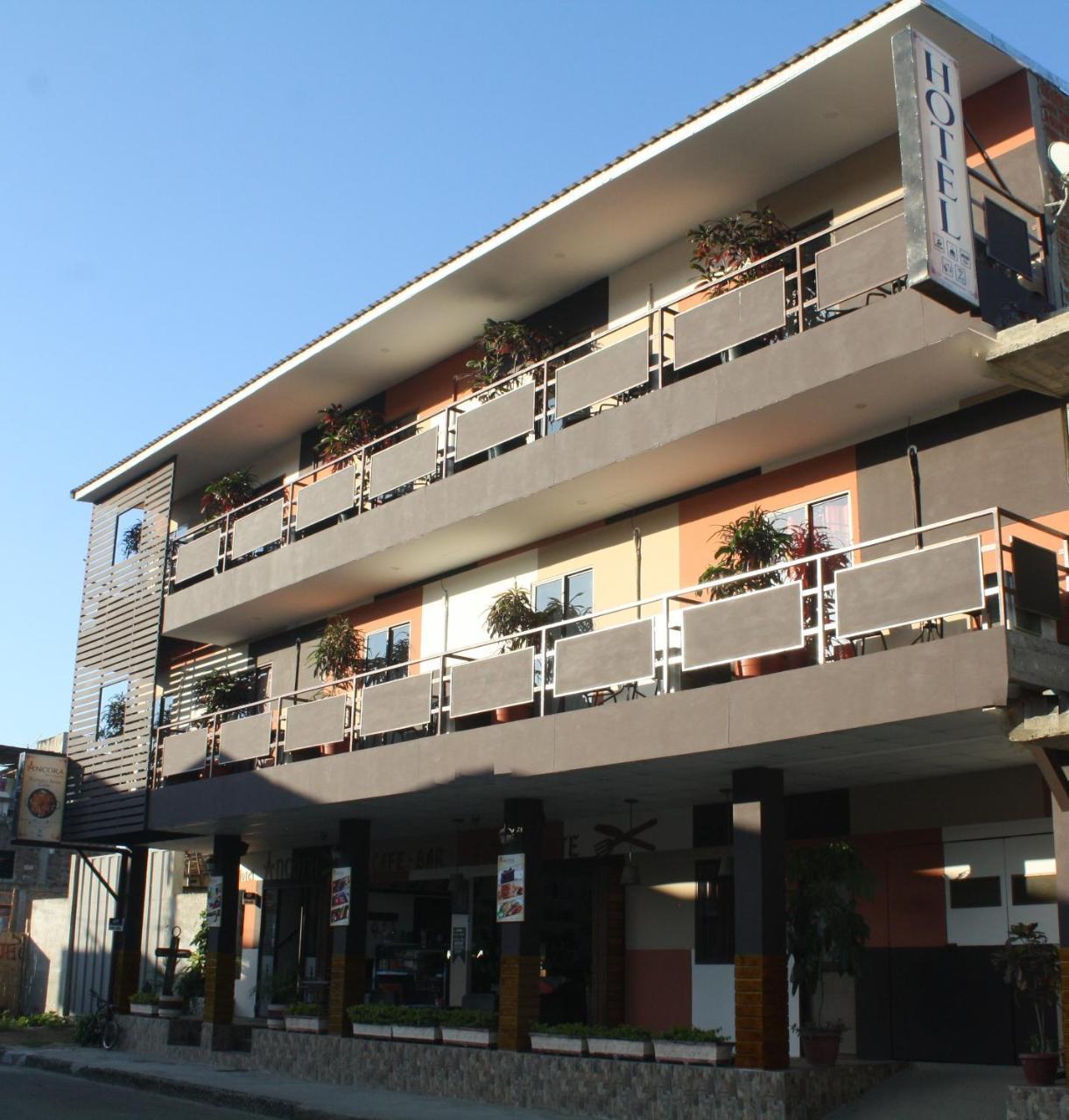 Hotel-Restaurante Ancora Puerto Lopez Bagian luar foto